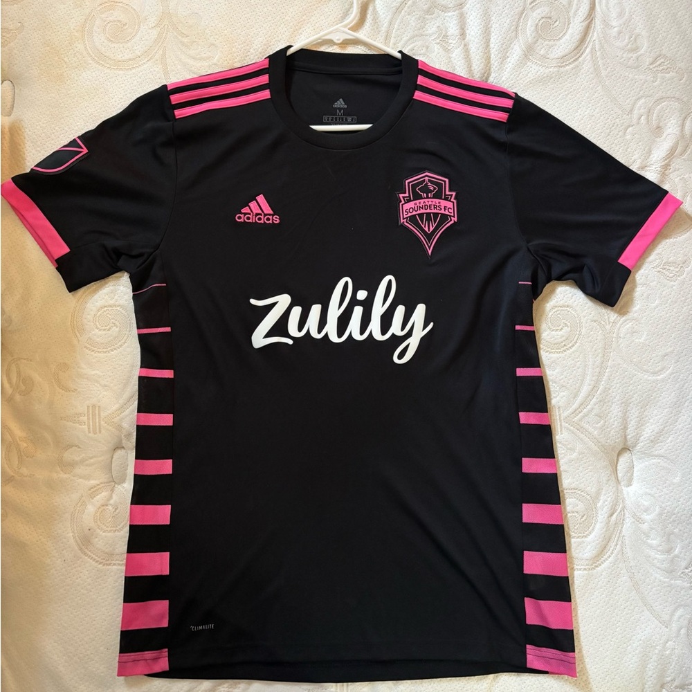 Seattle Sounders soccer jersey, Adidas black & pink excellent condition!